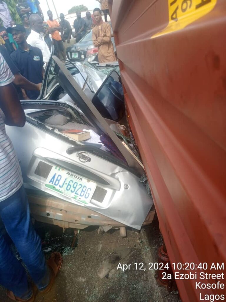 Falling Container: Woman Dies at Alapere area, Ogudu- Lagos… as car driver survives unhurt with Lastma Officials Support