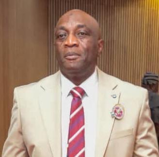 Oyo NUJ Press Week: Sen. Akintunde Emerges Best Senator of the Year