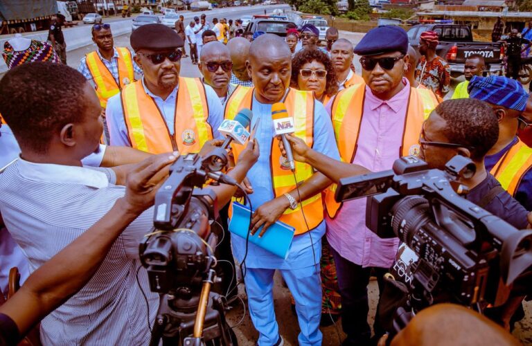 Lagos-Ibadan Expressway: National Assembly joint committee hails contractor