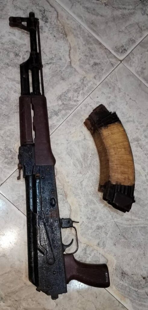 Delta Police Command Arrest Suspected Cultists, Armed Robbers, Recovers AK-47 Rifles with Double Magazine